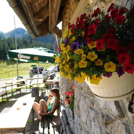 Lantgård Straniger Alm Stranig