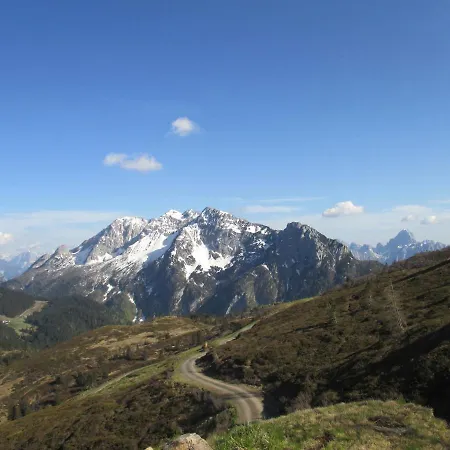 Straniger Alm *