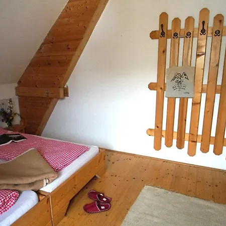 Straniger Alm Lantgård *