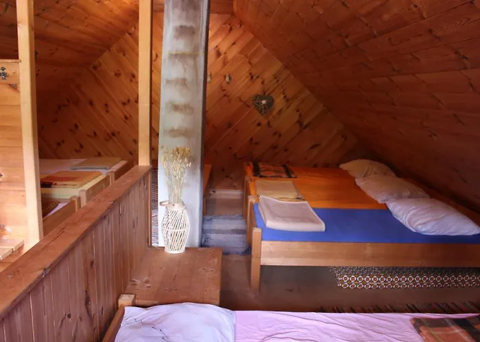 Straniger Alm Bauernhof *